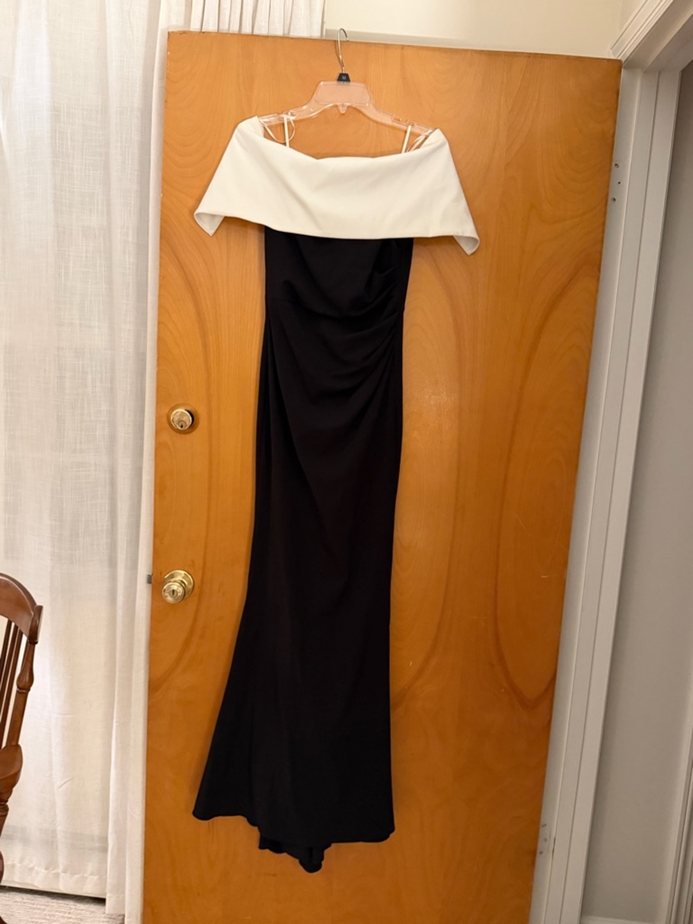 Vince Camuto Black Gown with White Off-Shoulder Fold